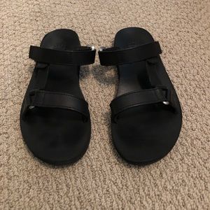 Women’s leather slide on Teva’s